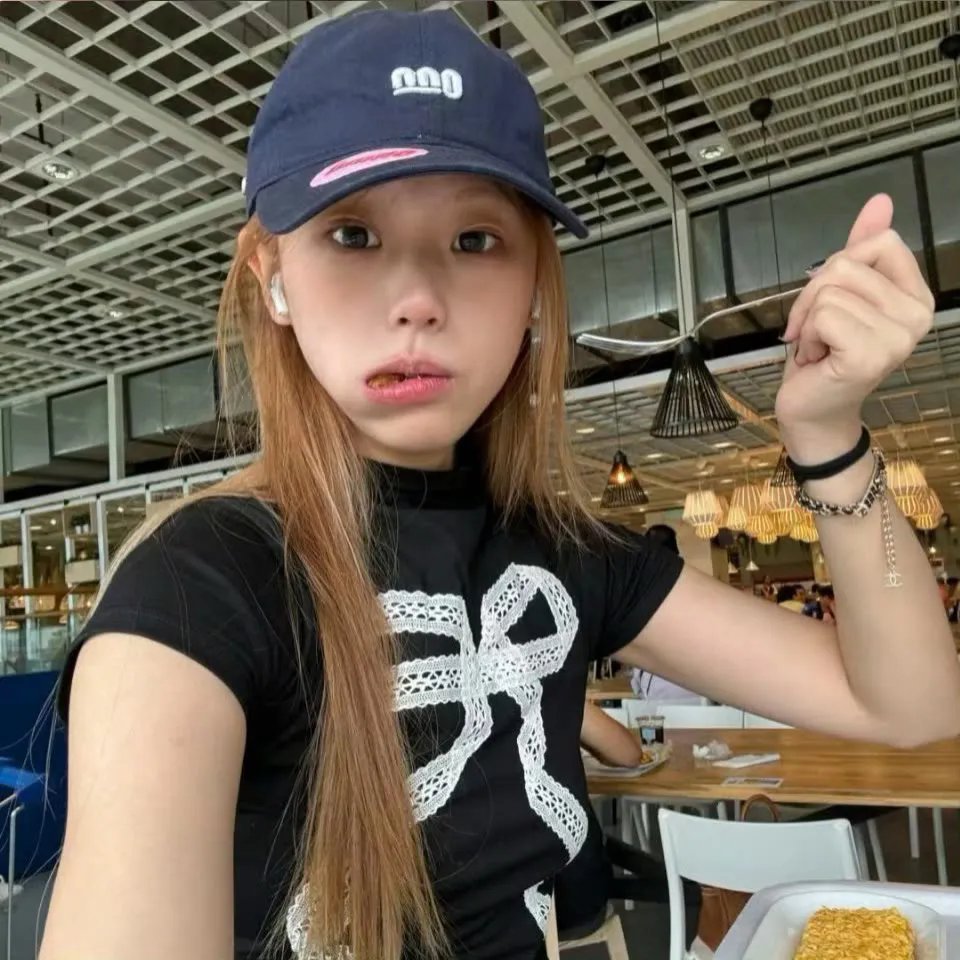 学府春色
